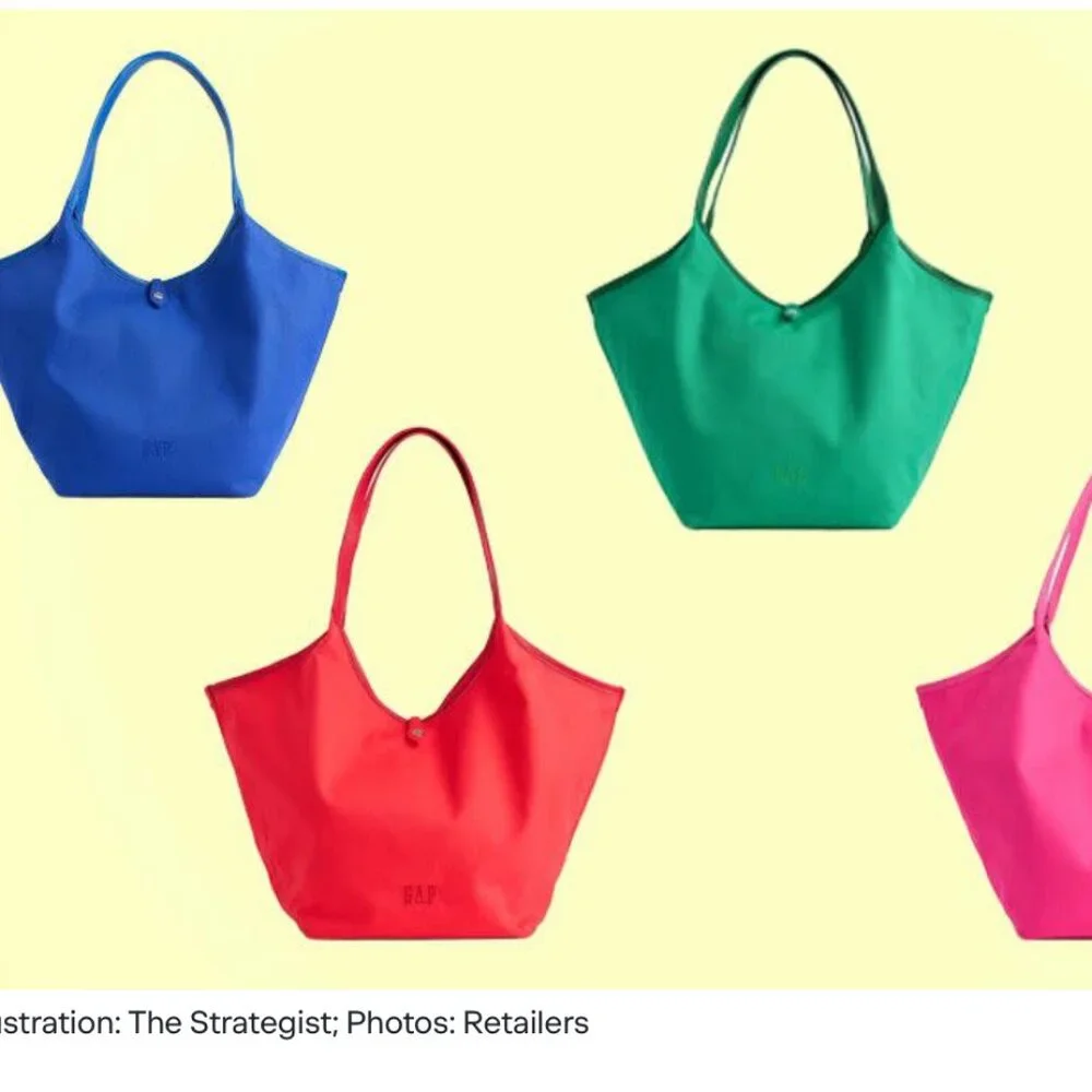 NWT GAP Canvas Slouchy Tote Bag in Red